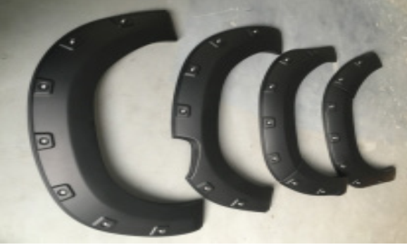 RO18-C11 | Luxurious Style Wider Size ABS Fender Flare for TOYOTA HILUX ROCCO 2018-2020